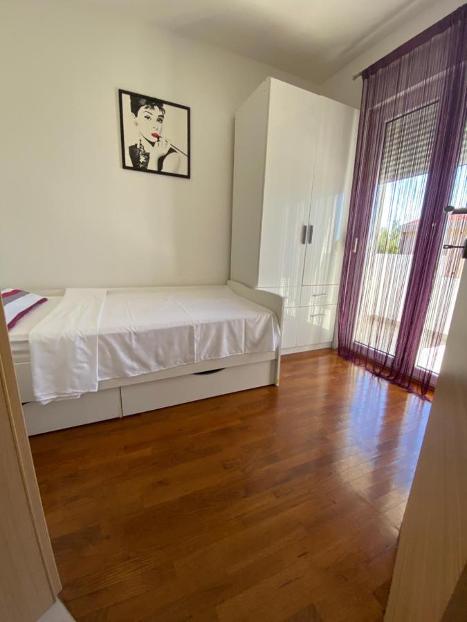 Apartman Mila Apartman Kaštela Kültér fotó