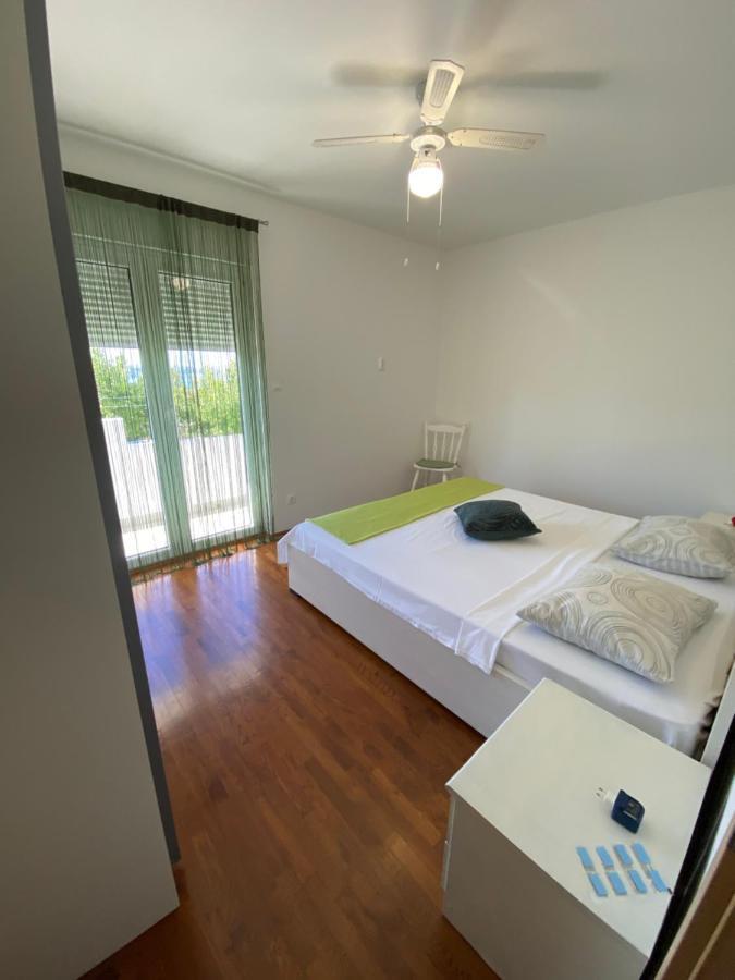 Apartman Mila Apartman Kaštela Kültér fotó