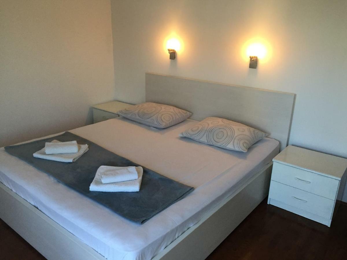 Apartman Mila Apartman Kaštela Kültér fotó