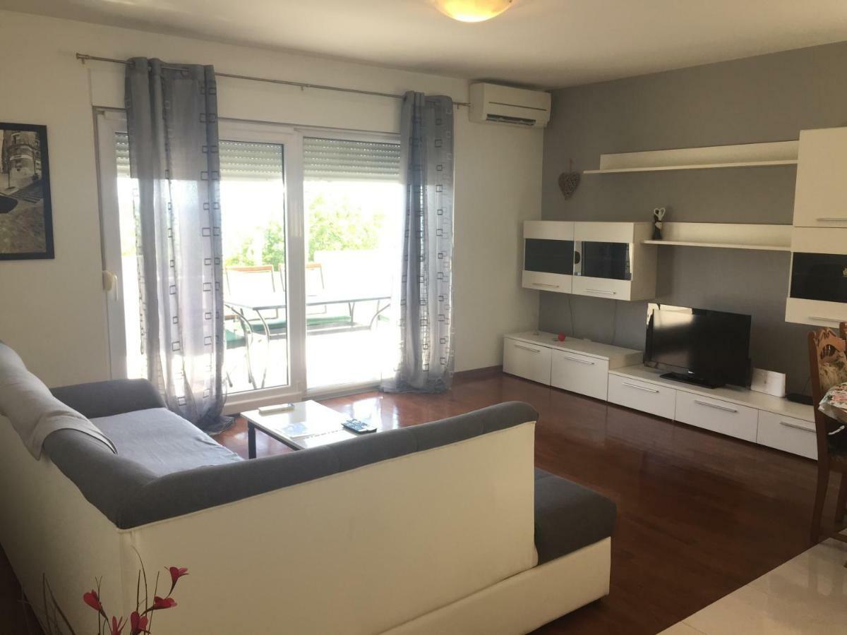 Apartman Mila Apartman Kaštela Kültér fotó